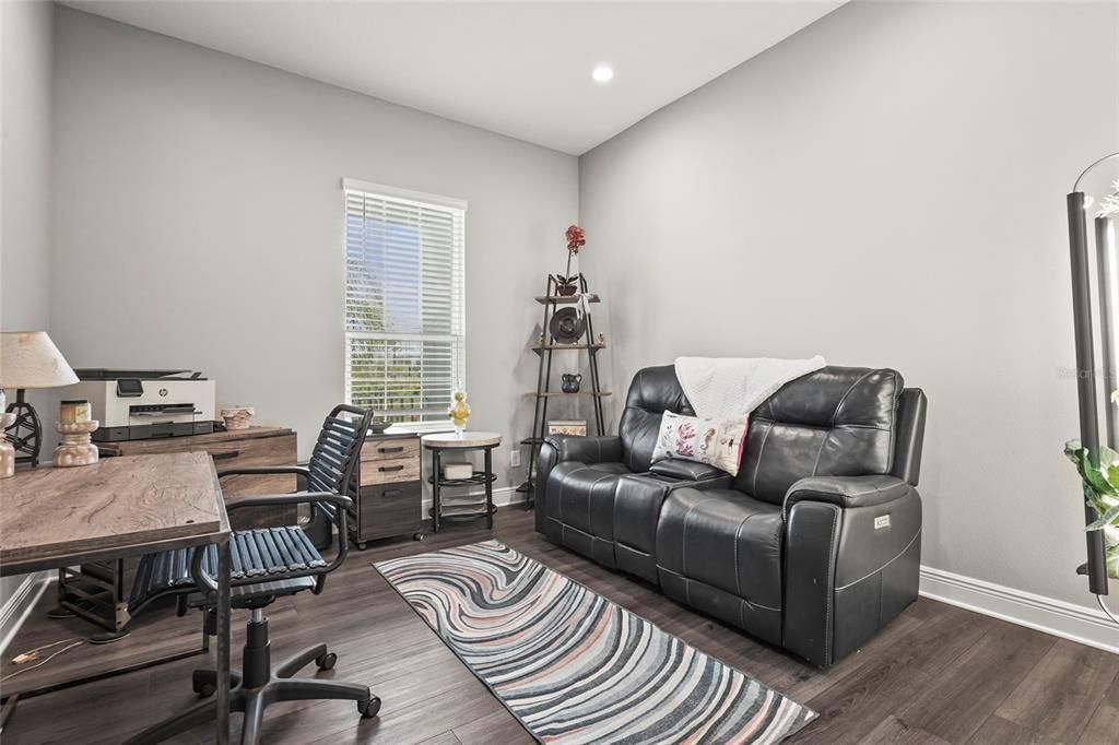 For Sale: $1,305,000 (4 beds, 3 baths, 2927 Square Feet)