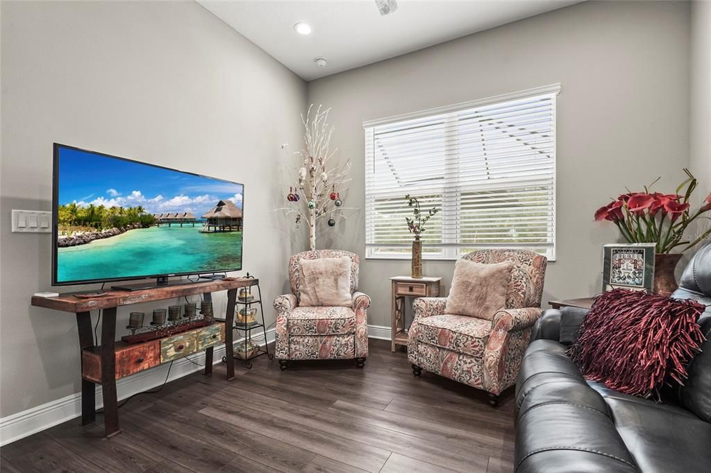 For Sale: $1,305,000 (4 beds, 3 baths, 2927 Square Feet)