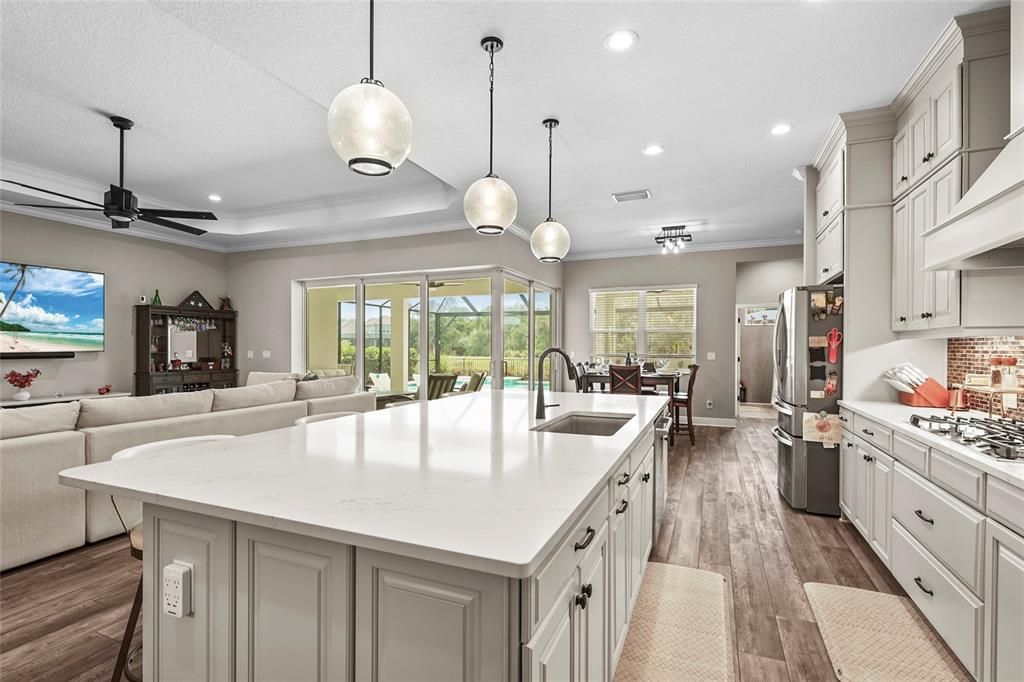 For Sale: $1,305,000 (4 beds, 3 baths, 2927 Square Feet)