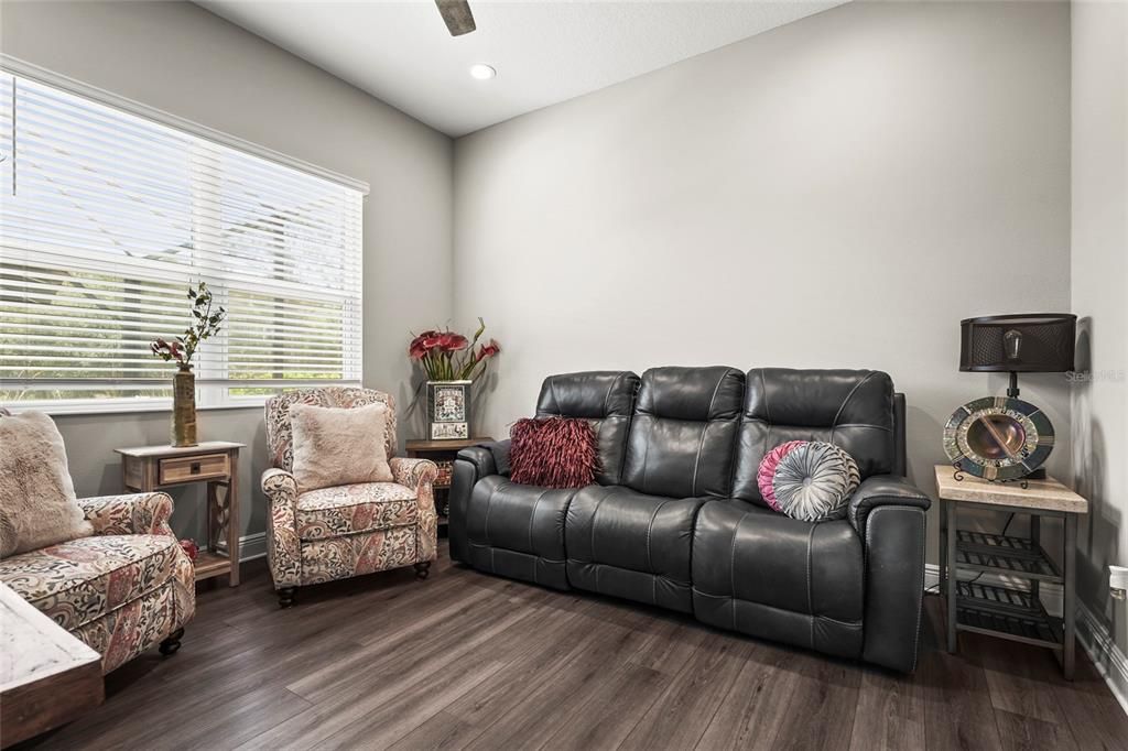 For Sale: $1,305,000 (4 beds, 3 baths, 2927 Square Feet)