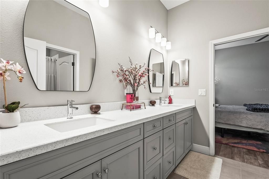 For Sale: $1,305,000 (4 beds, 3 baths, 2927 Square Feet)