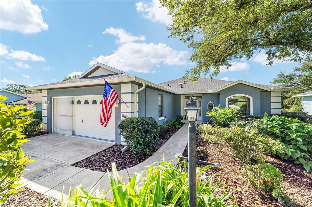 合同活跃: $392,000 (3 贝兹, 2 浴室, 1875 平方英尺)