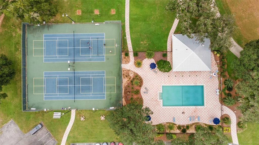 合同活跃: $392,000 (3 贝兹, 2 浴室, 1875 平方英尺)