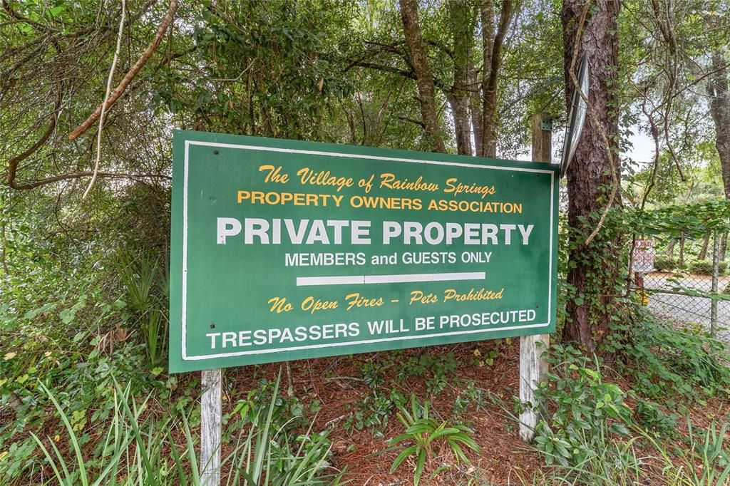 合同活跃: $392,000 (3 贝兹, 2 浴室, 1875 平方英尺)