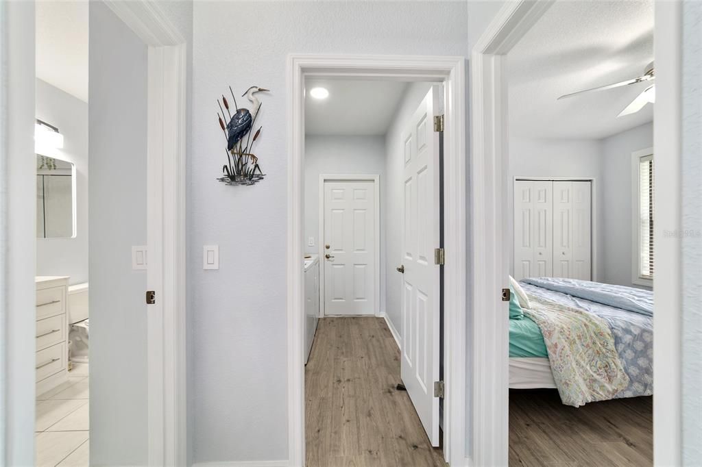 合同活跃: $392,000 (3 贝兹, 2 浴室, 1875 平方英尺)