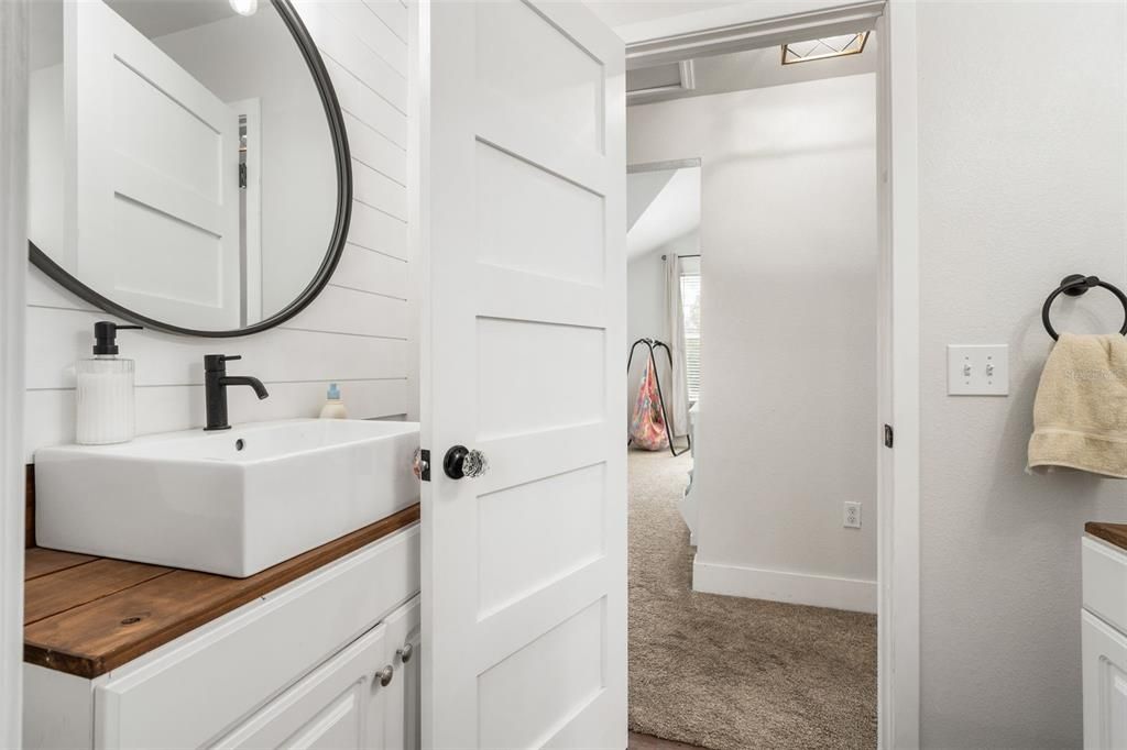 For Sale: $569,900 (4 beds, 2 baths, 2721 Square Feet)