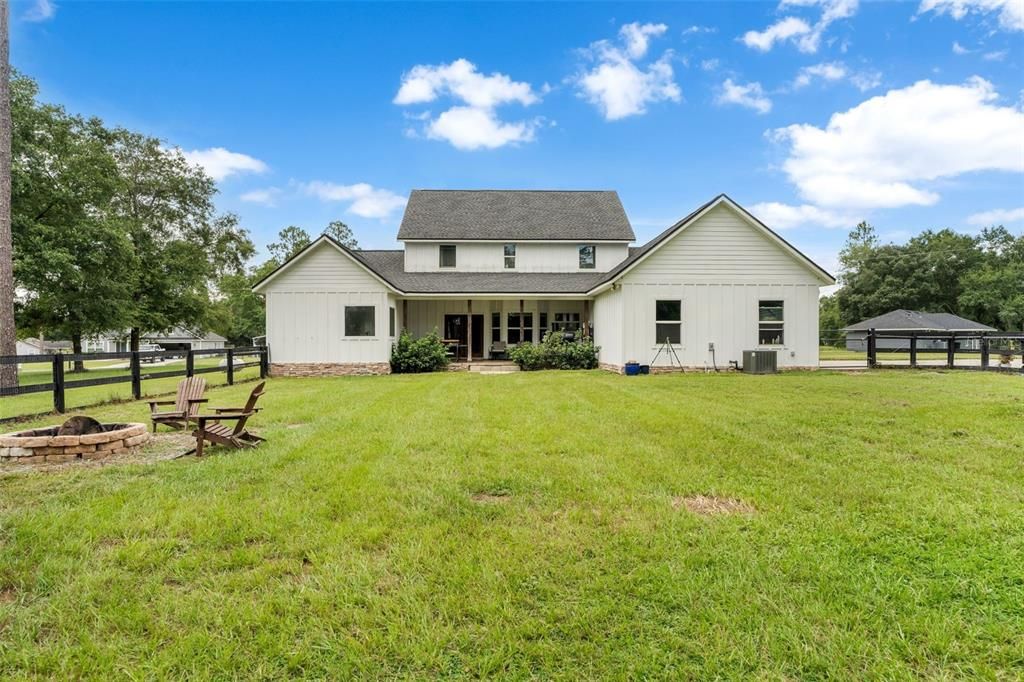 For Sale: $569,900 (4 beds, 2 baths, 2721 Square Feet)