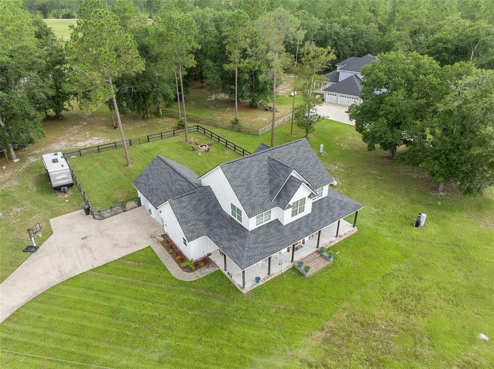 For Sale: $544,900 (4 beds, 2 baths, 2721 Square Feet)