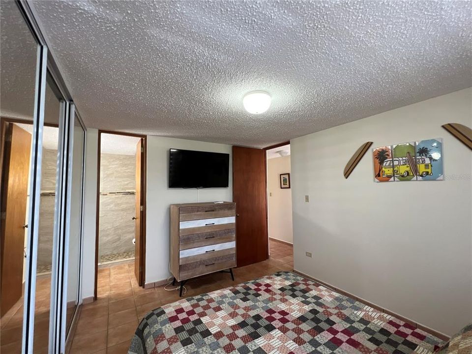 En Renta: $1,950 (1 camas, 2 baños, 900 Pies cuadrados)