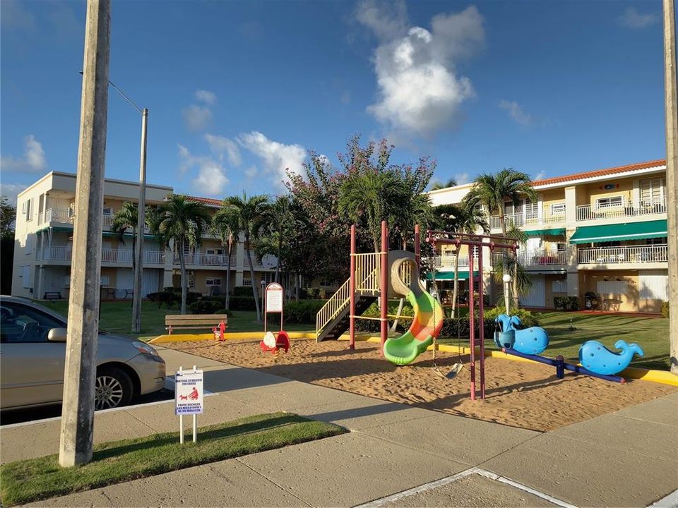 En Renta: $1,950 (1 camas, 2 baños, 900 Pies cuadrados)