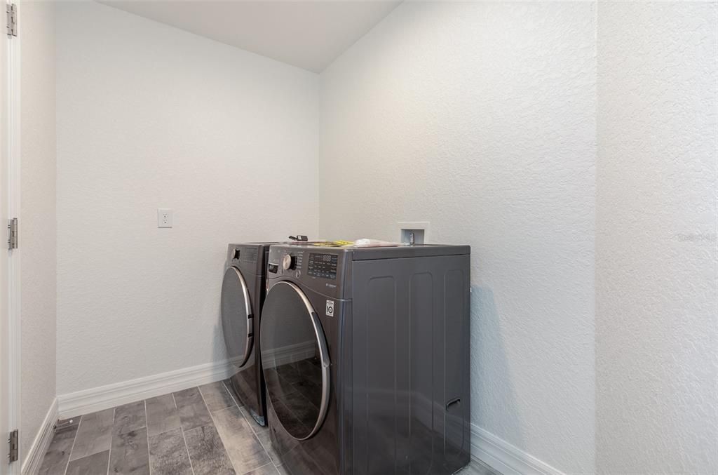 En Venta: $339,900 (3 camas, 2 baños, 1581 Pies cuadrados)