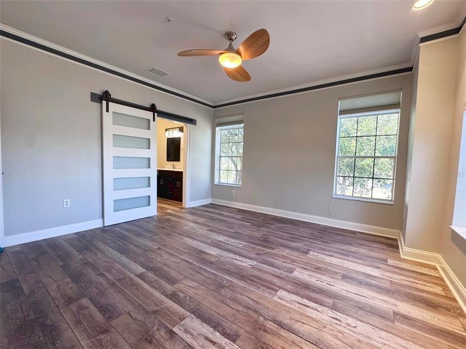 На продажу: $435,000 (3 спален, 2 ванн, 2350 Квадратных фут)