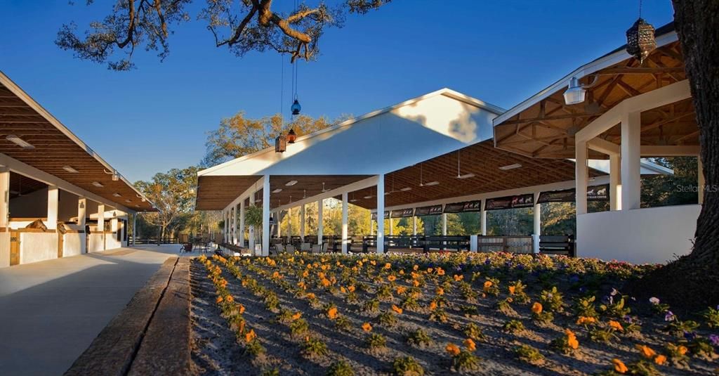 En Venta: $1,775,000 (14.71 acres)