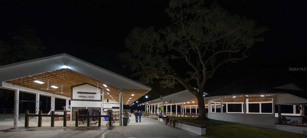 En Venta: $1,775,000 (14.71 acres)