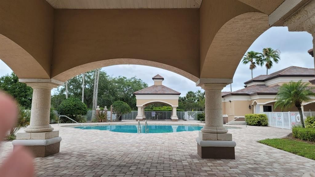 Active With Contract: $1,575 (2 beds, 2 baths, 1020 Square Feet)