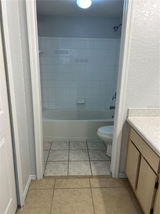 Active With Contract: $1,575 (2 beds, 2 baths, 1020 Square Feet)