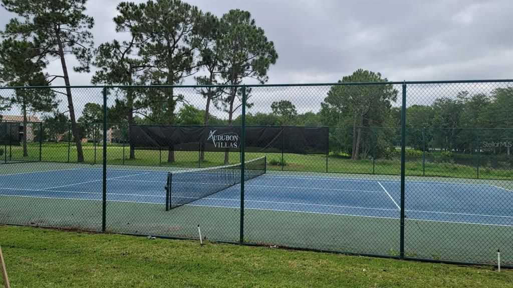 Active With Contract: $1,575 (2 beds, 2 baths, 1020 Square Feet)