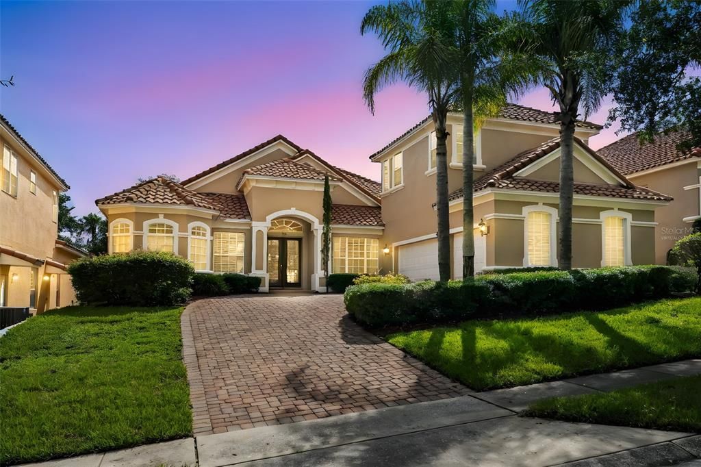 En Venta: $735,000 (6 camas, 4 baños, 3342 Pies cuadrados)