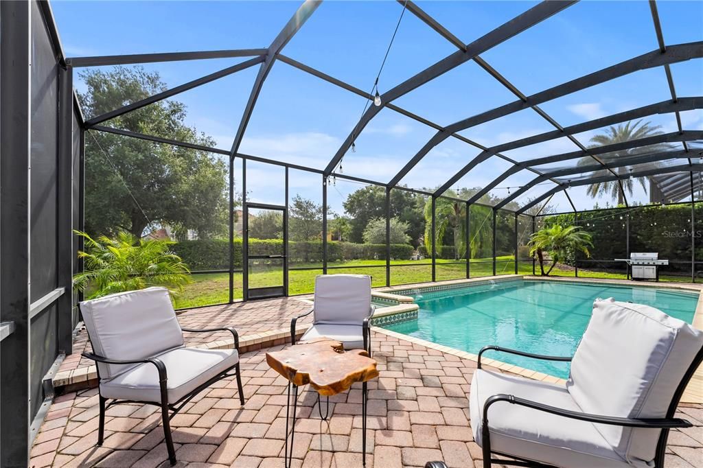 En Venta: $735,000 (6 camas, 4 baños, 3342 Pies cuadrados)