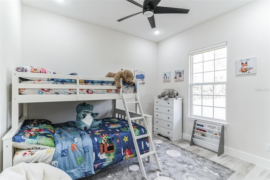 For Sale: $798,900 (4 beds, 3 baths, 2700 Square Feet)