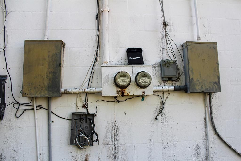 На продажу: $225,000 (2 спален, 0 ванн, 1035 Квадратных фут)