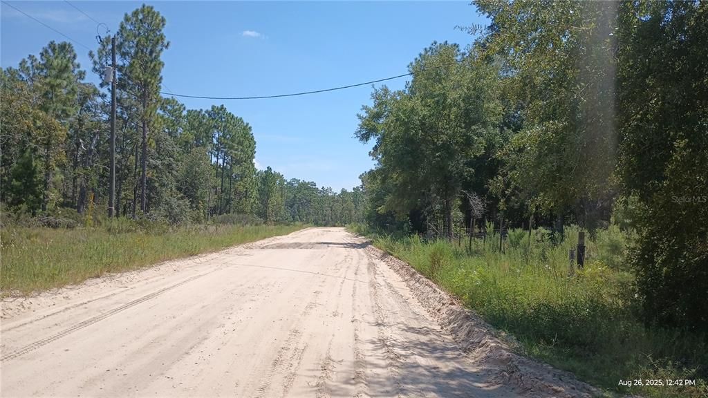 Под контрактом: $211,000 (3 спален, 2 ванн, 1456 Квадратных фут)