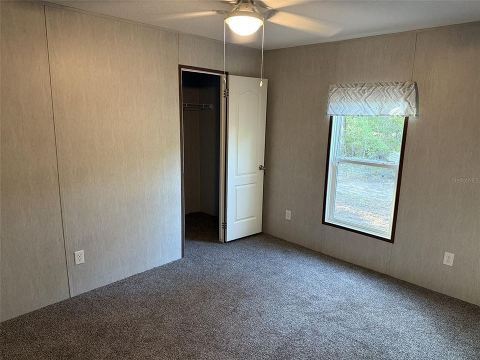 Под контрактом: $211,000 (3 спален, 2 ванн, 1456 Квадратных фут)