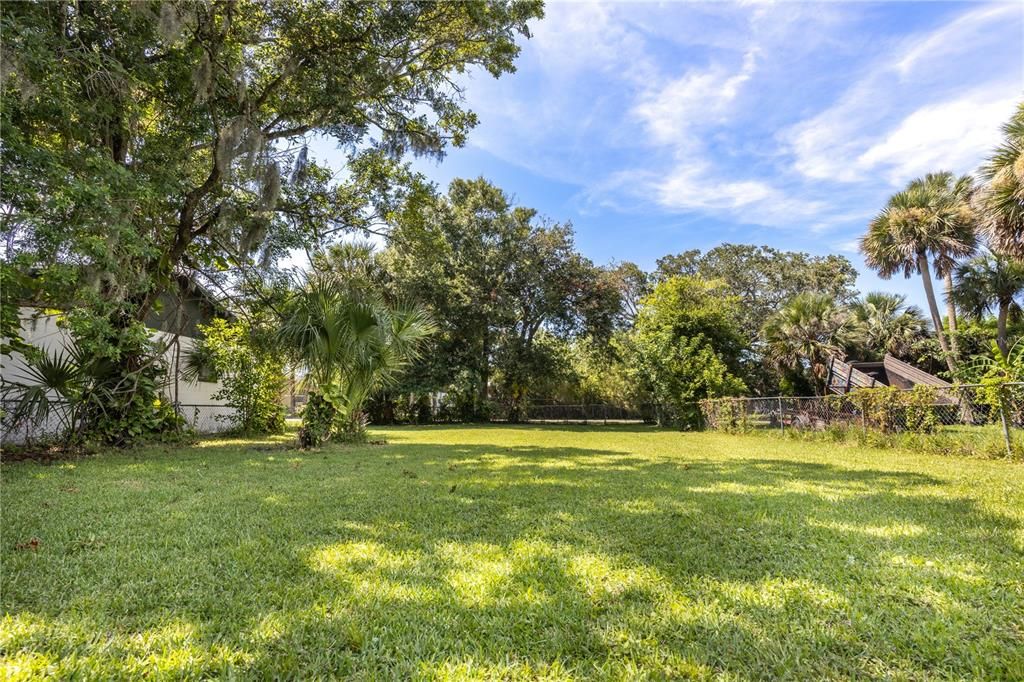 En Venta: $44,900 (0.10 acres)