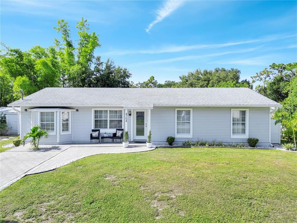 Active With Contract: $314,900 (3 beds, 2 baths, 1300 Square Feet)
