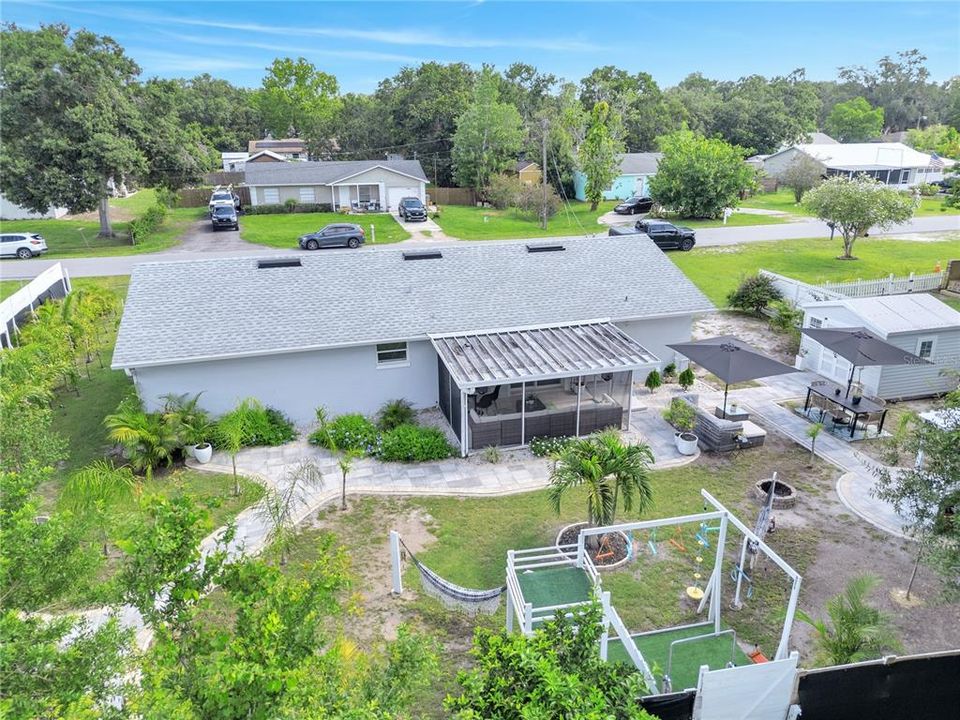 Active With Contract: $314,900 (3 beds, 2 baths, 1300 Square Feet)