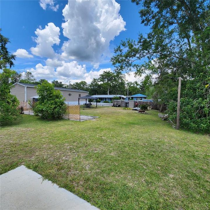 For Sale: $185,000 (2 beds, 2 baths, 840 Square Feet)