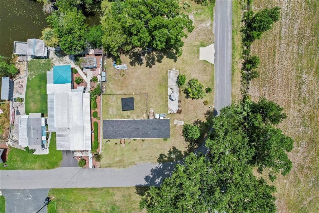 For Sale: $185,000 (2 beds, 2 baths, 840 Square Feet)