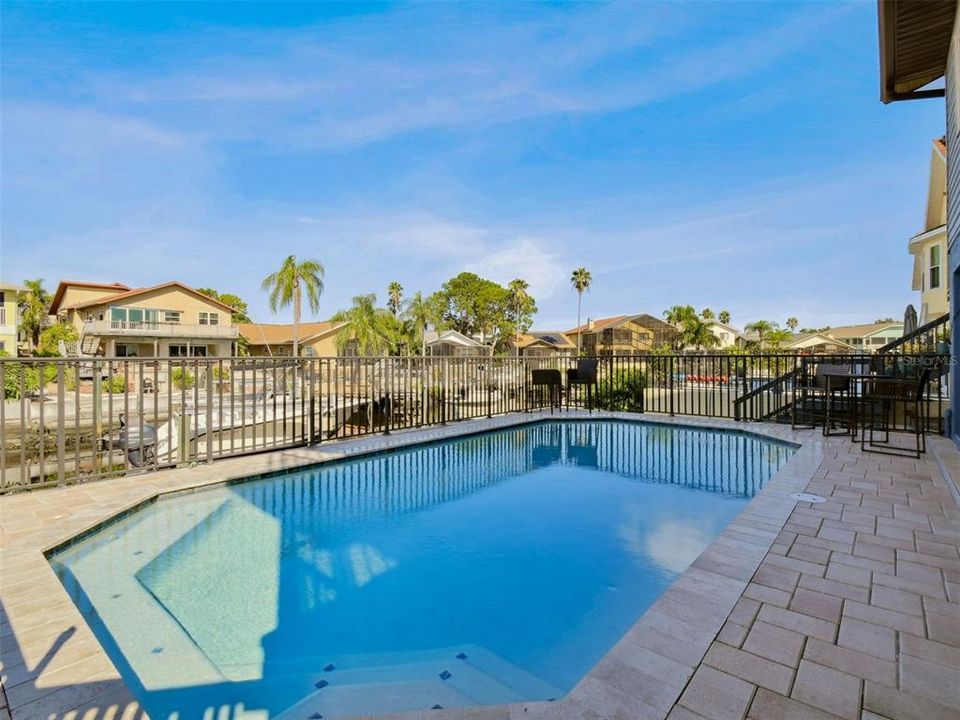 For Rent: $4,900 (5 beds, 3 baths, 3570 Square Feet)