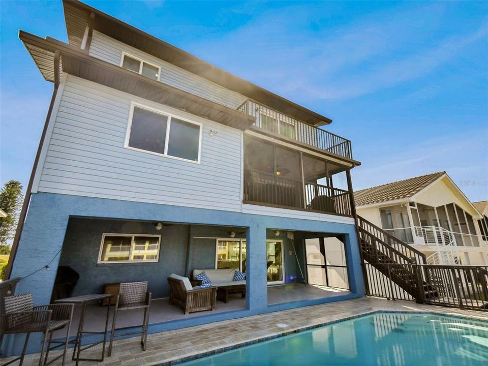 For Rent: $4,900 (5 beds, 3 baths, 3570 Square Feet)