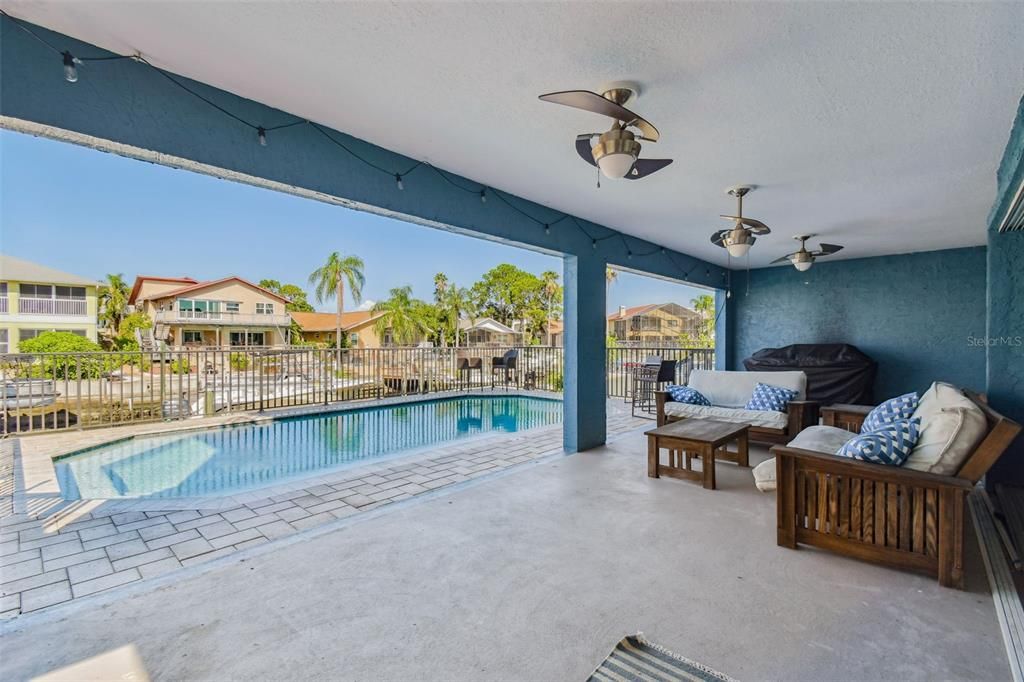 For Rent: $4,900 (5 beds, 3 baths, 3570 Square Feet)