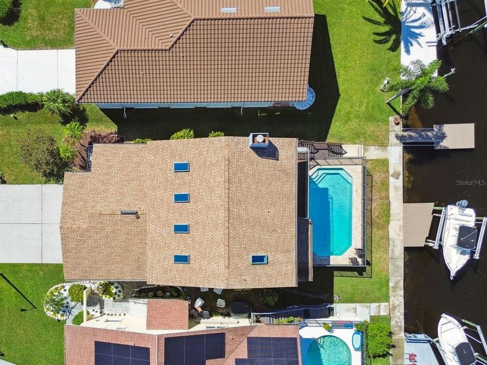 For Rent: $4,900 (5 beds, 3 baths, 3570 Square Feet)