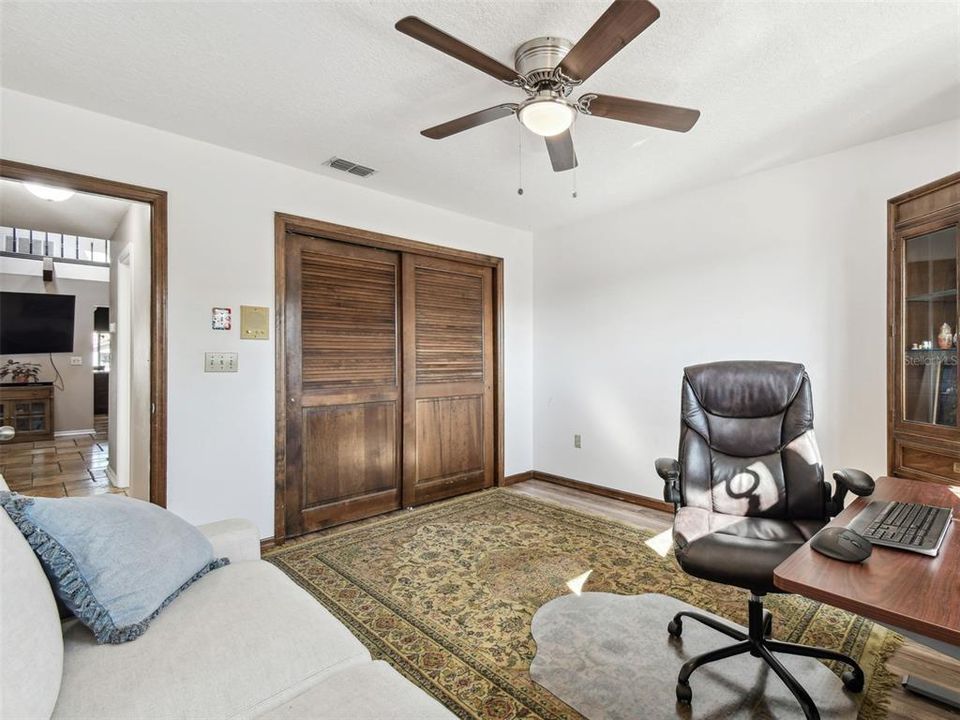 For Rent: $4,900 (5 beds, 3 baths, 3570 Square Feet)