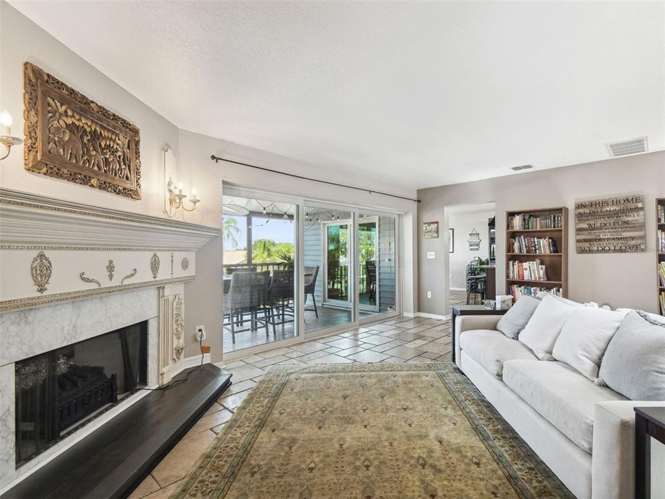 For Rent: $4,900 (5 beds, 3 baths, 3570 Square Feet)