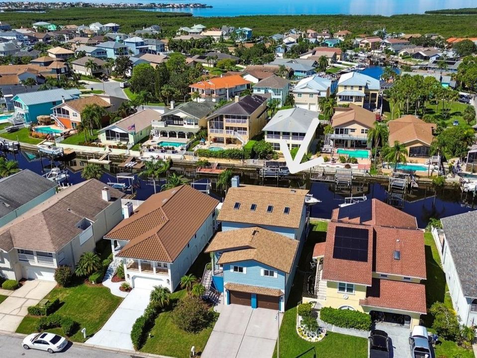 For Rent: $4,900 (5 beds, 3 baths, 3570 Square Feet)