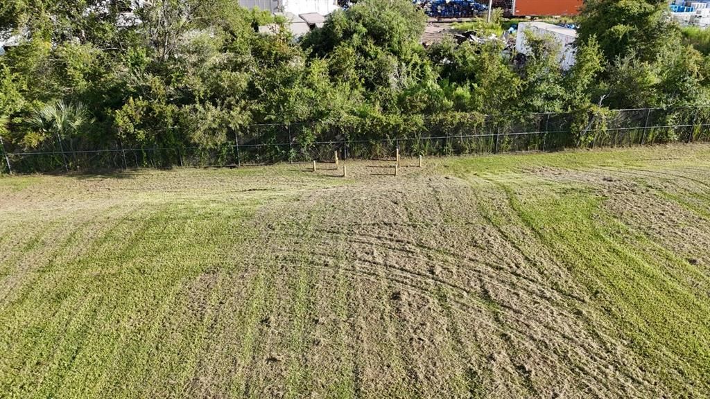 待售: $145,000 (1.99 acres)