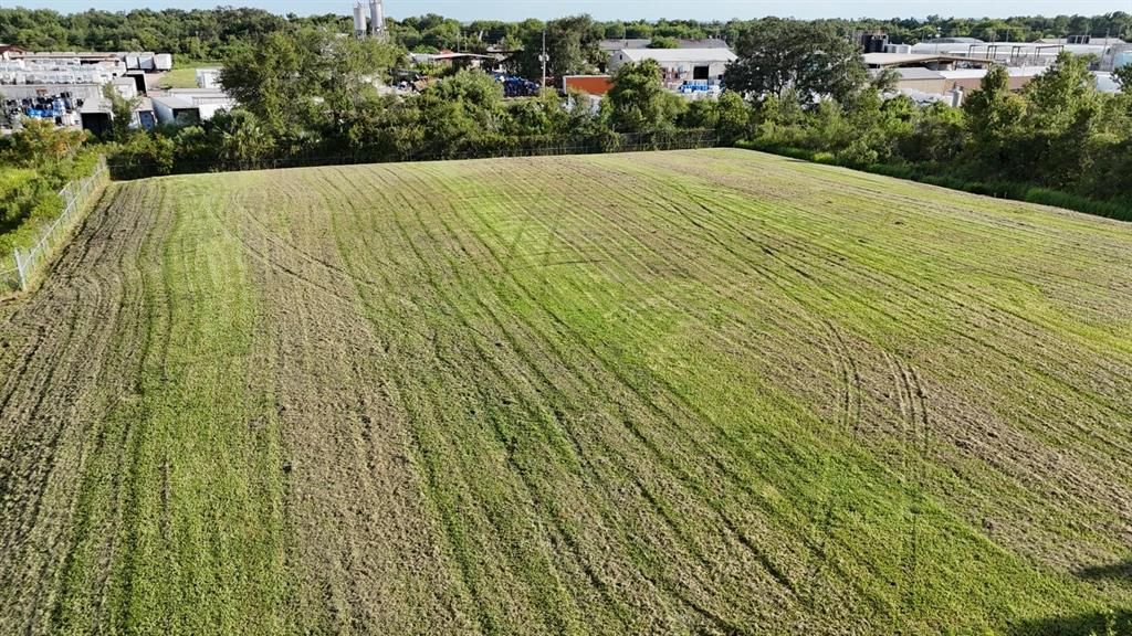 待售: $145,000 (1.99 acres)