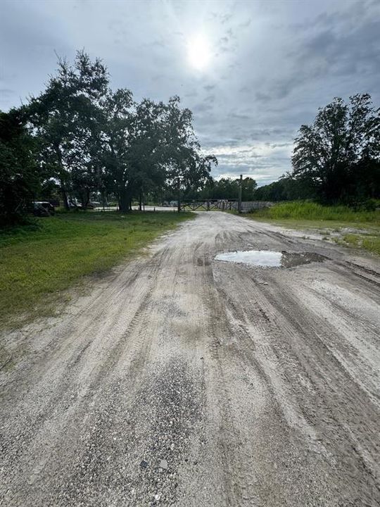 待售: $145,000 (1.99 acres)