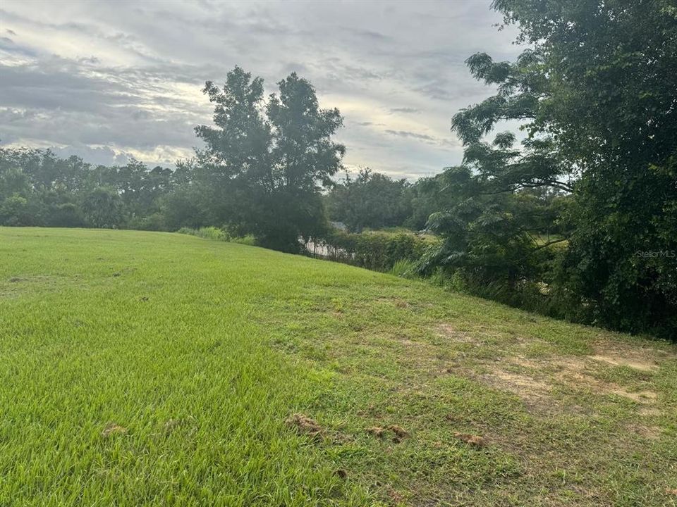 待售: $145,000 (1.99 acres)