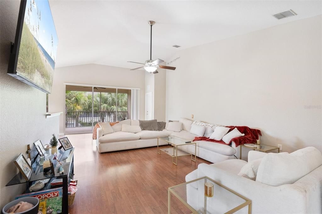 待售: $315,000 (3 贝兹, 2 浴室, 1792 平方英尺)