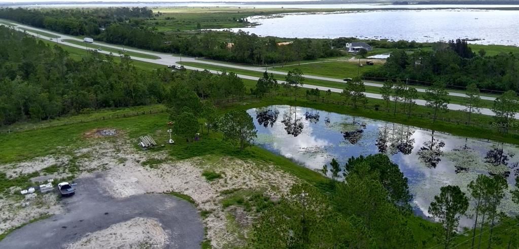 待售: $365,000 (4.74 acres)