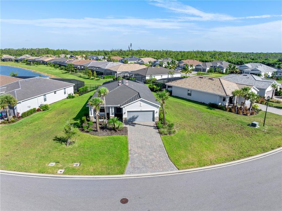 合同活跃: $399,999 (3 贝兹, 3 浴室, 1849 平方英尺)