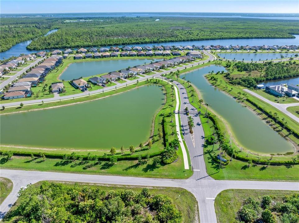 合同活跃: $399,999 (3 贝兹, 3 浴室, 1849 平方英尺)