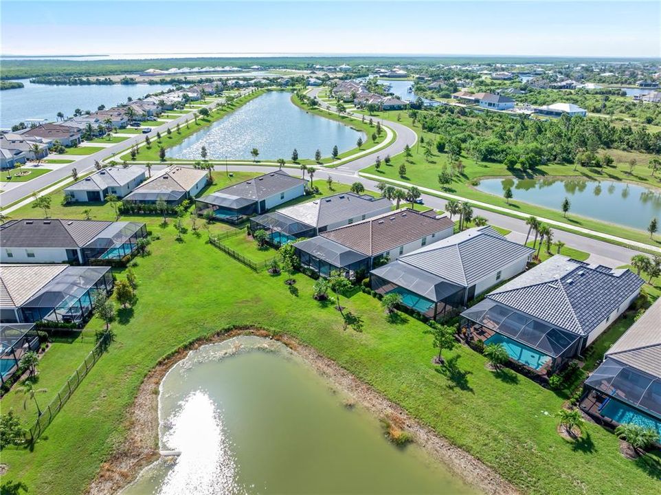 合同活跃: $399,999 (3 贝兹, 3 浴室, 1849 平方英尺)