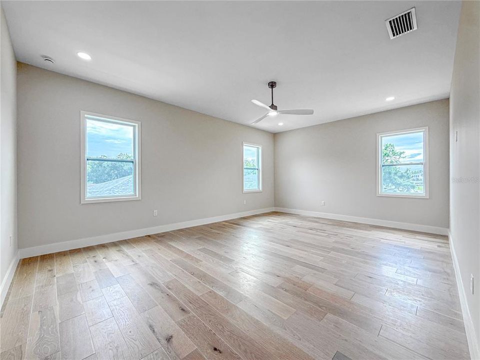 For Sale: $1,285,000 (4 beds, 3 baths, 2834 Square Feet)