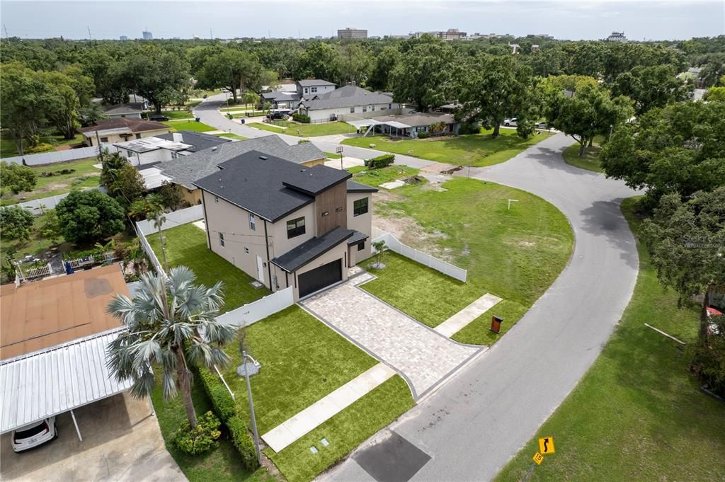 For Sale: $1,285,000 (4 beds, 3 baths, 2834 Square Feet)